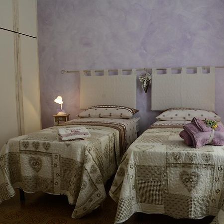 Casa Balai Panzió Porto Torres Kültér fotó