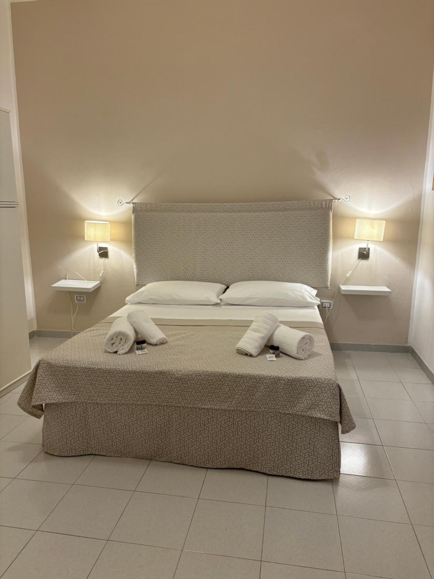 Casa Balai Panzió Porto Torres Kültér fotó