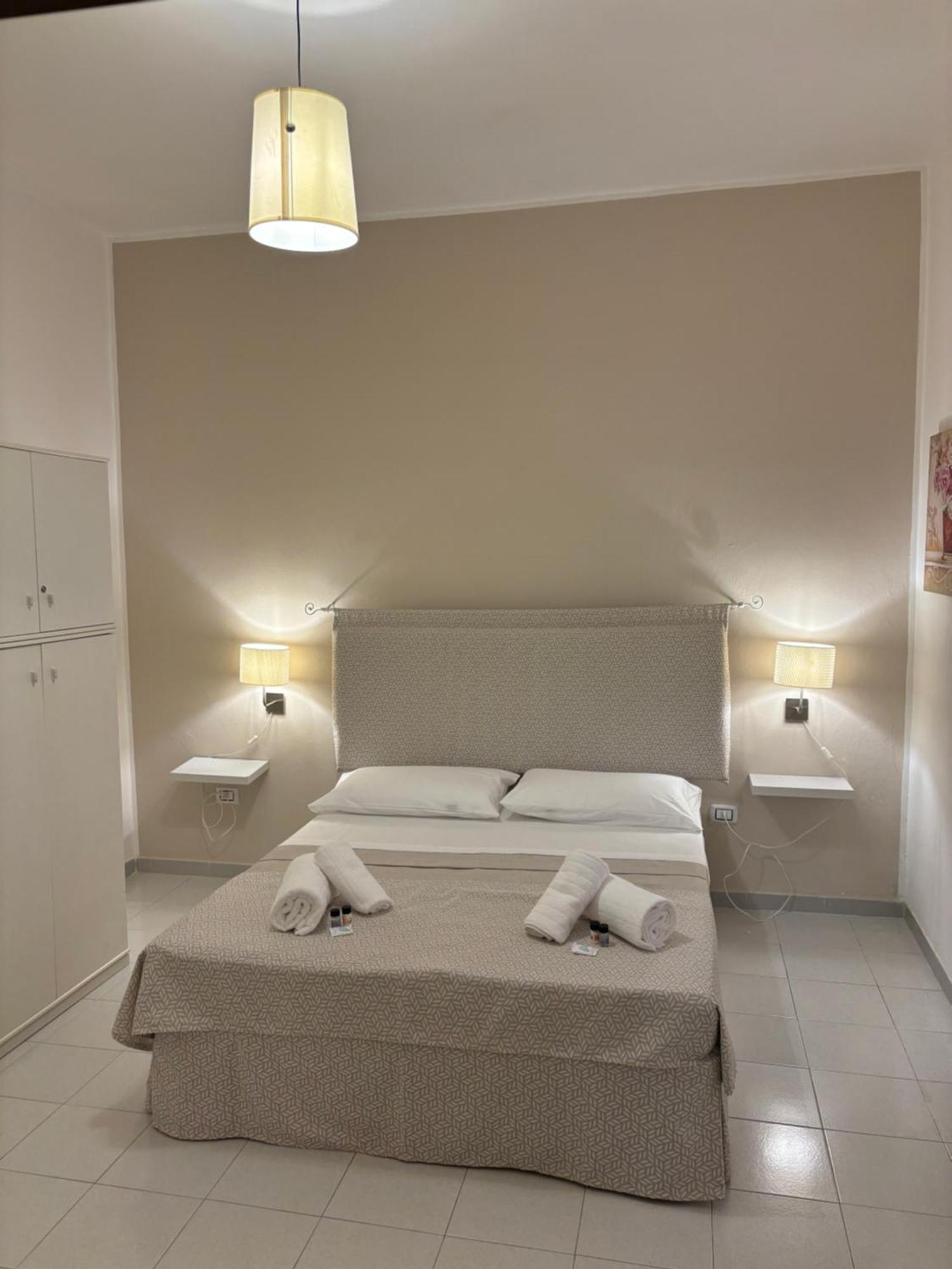 Casa Balai Panzió Porto Torres Kültér fotó