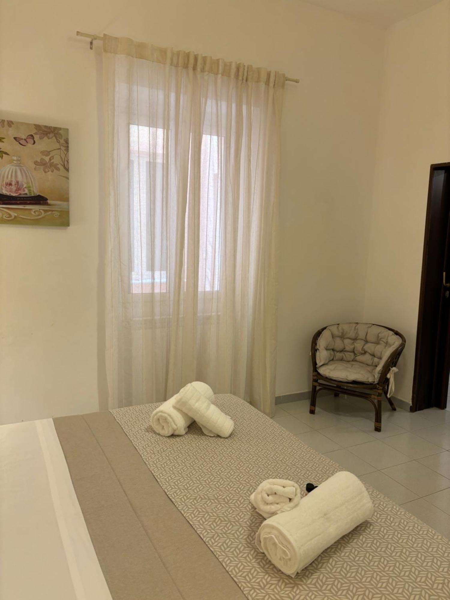 Casa Balai Panzió Porto Torres Kültér fotó