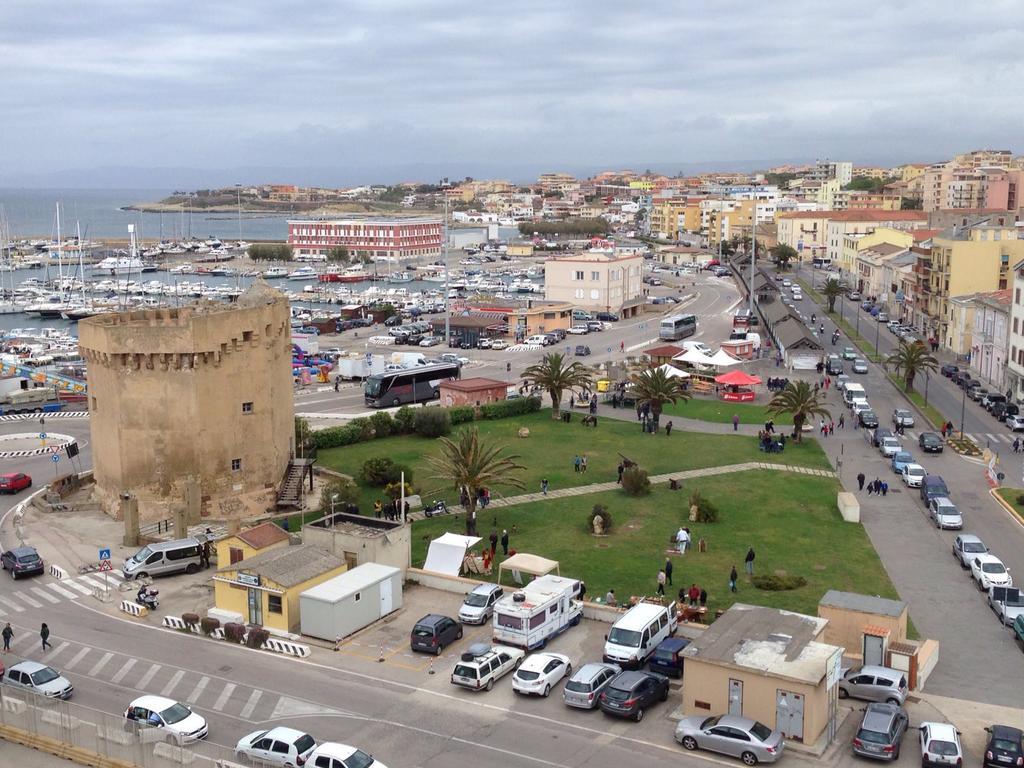 Casa Balai Panzió Porto Torres Kültér fotó