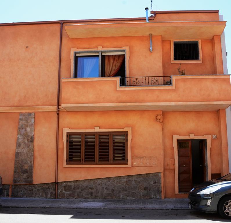 Casa Balai Panzió Porto Torres Kültér fotó