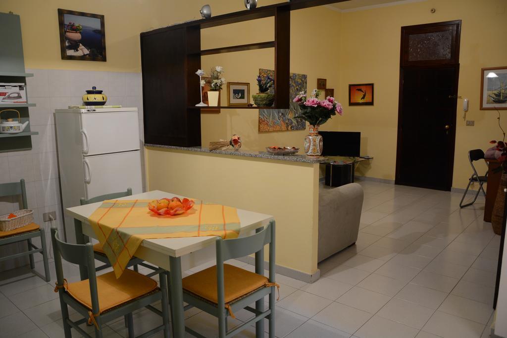 Casa Balai Panzió Porto Torres Kültér fotó